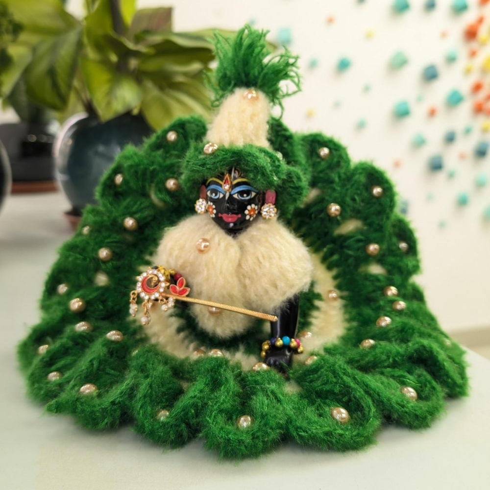 Beautiful Green Woolen Winter Dress with Cap | Woollen Dress For Kanha Ji | Golden Beads Work | Size-5